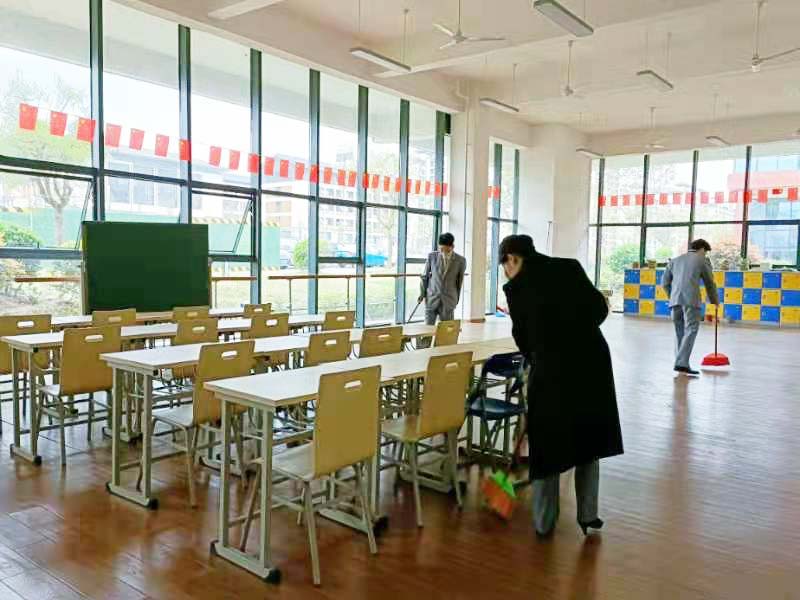 斯是陋室，惟吾德馨---航旅学子齐心协力自发进行卫生保洁(图3)