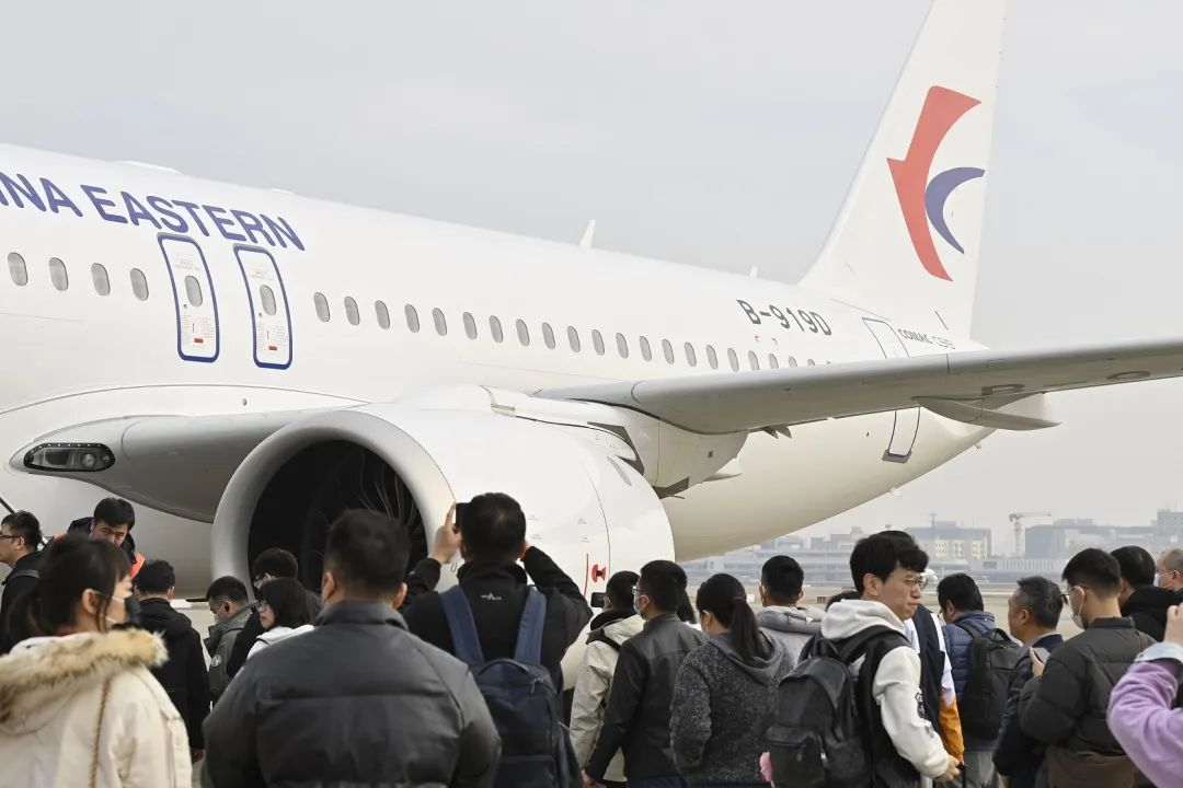 新闻速讯—东航第三架C919客机顺利完成首次商业航班任务(图3)